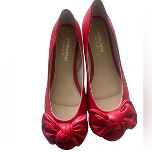 NWOT Fever Sole Red Bow Ballet Flats